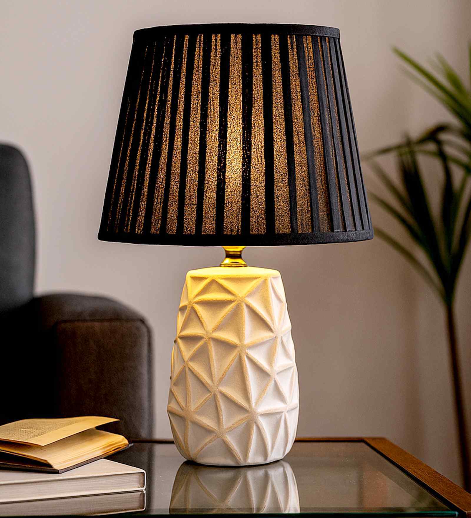Classic Ceramic Base Bedside Table Lamp