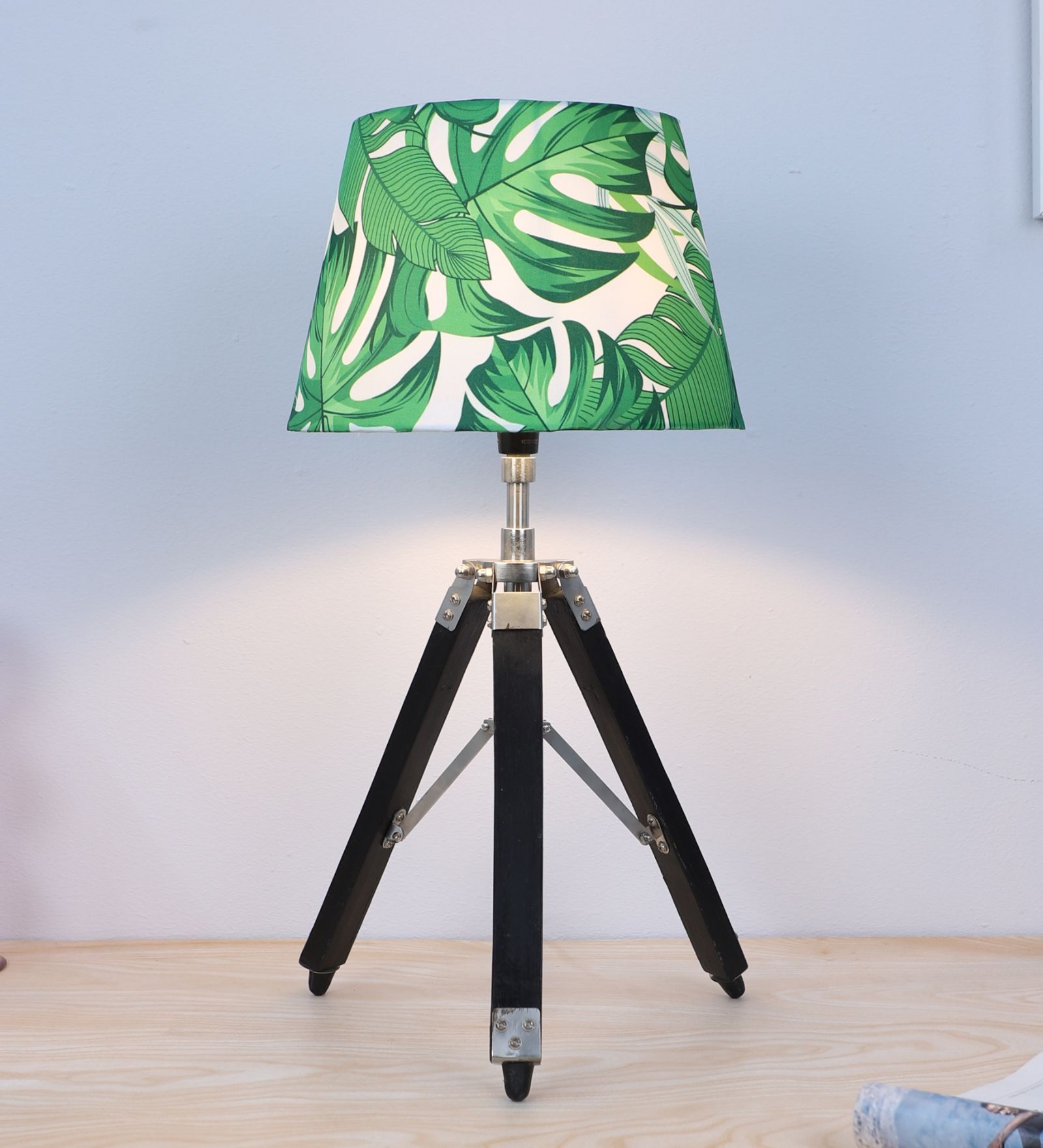 Classic Vintage Tripod Black Mangowood Table Lamp With Palm Print Satin Shade