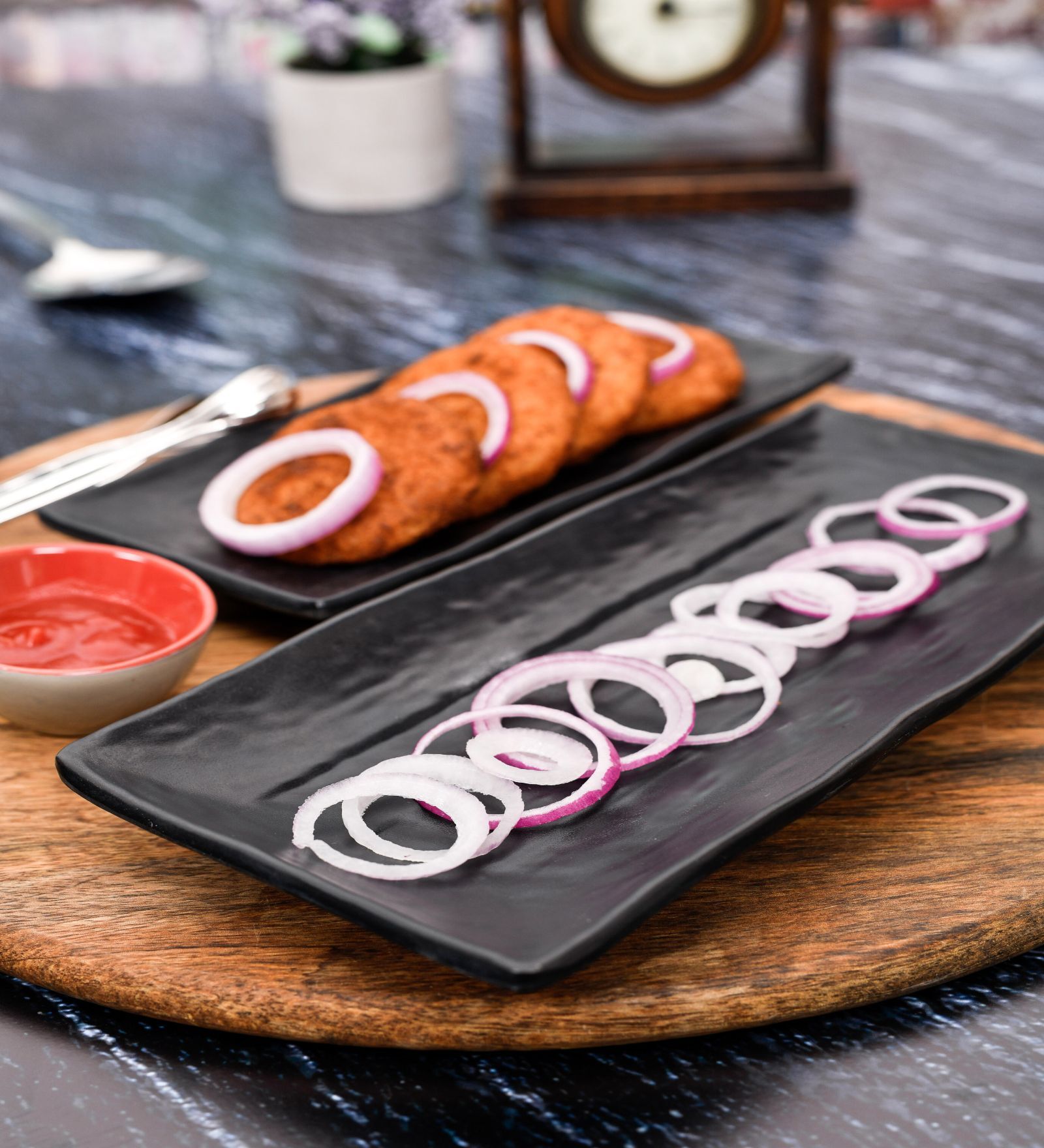 Timeless Glass Serving Platter (Set of 2)