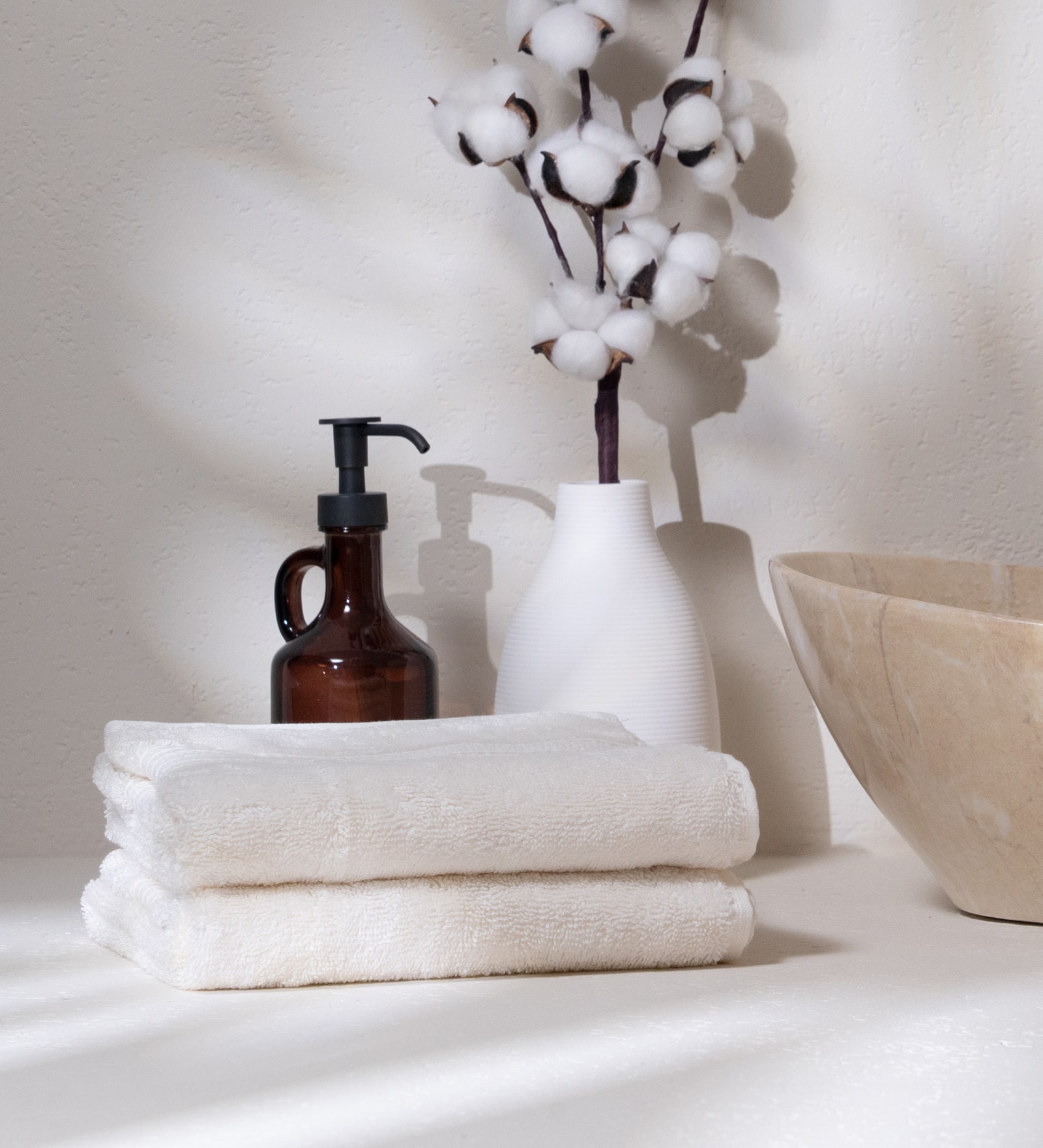 Cloud Dancer 100% Organic Cotton Solid 550 GSM Hand Towels (2 Pc)