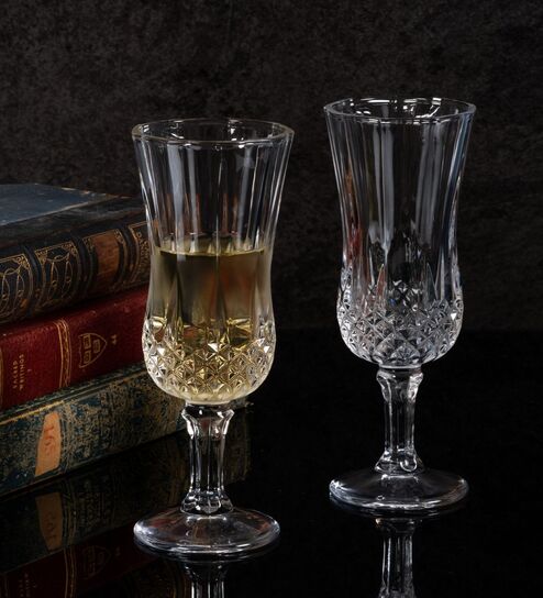 Slender Glass Wine Glasses (Set of 6) by Goodhomes