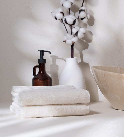 Cloud Dancer 100% Organic Cotton Solid 550 GSM Hand Towels (2 Pc)