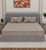Green Geometric 210 TC Cotton King Sized Bedsheet With 2 Pillow Covers
