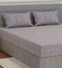 Grey Geometric 200 TC Cotton King Sized Bedsheet With 2 Pillow Covers