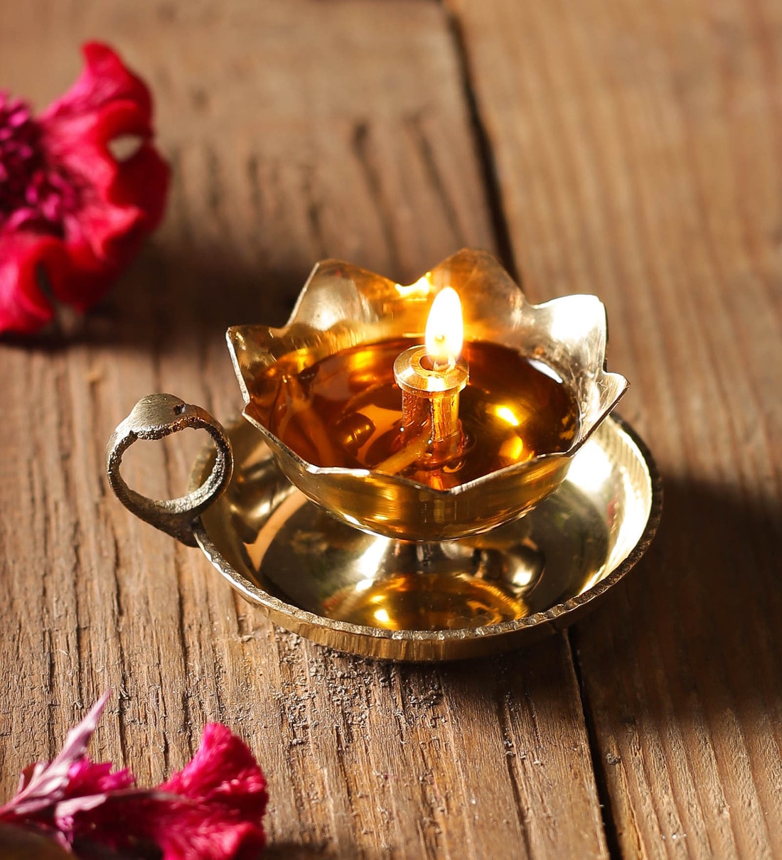 Buy Copper Lotus Designer Patti Navratri Akhand Diyas By Arghyam Online Diyas Spiritual