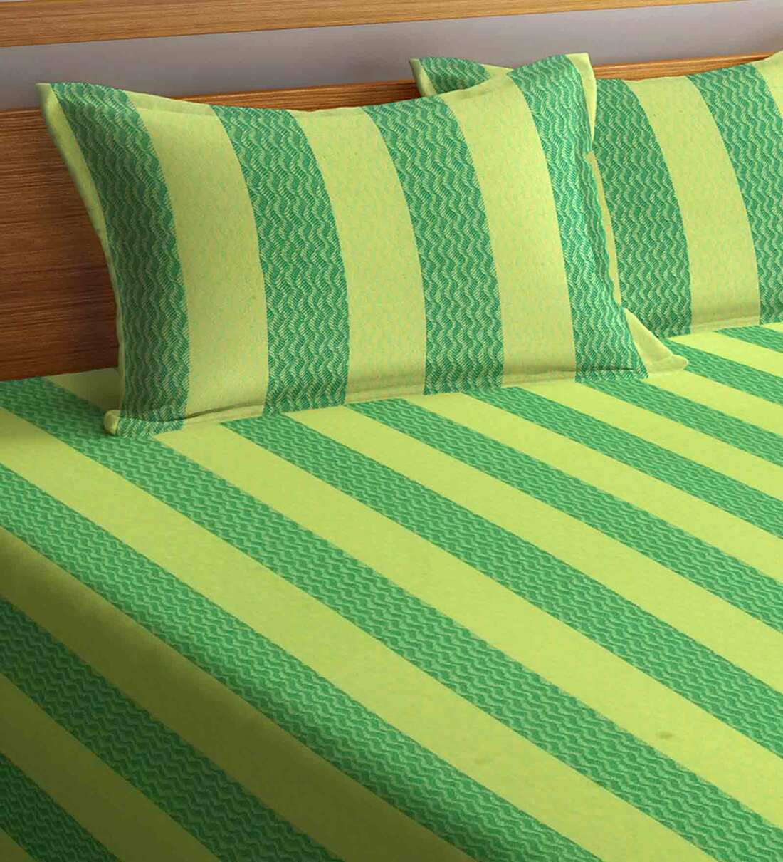 Buy Green Geometric 300 TC Cotton Double Bed Cover with 2 Pillow Covers