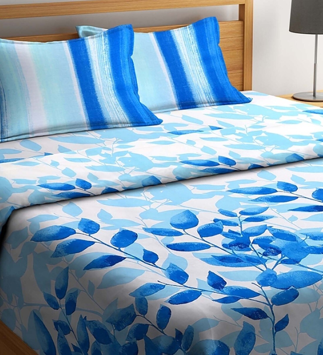 bedsheet with comforter