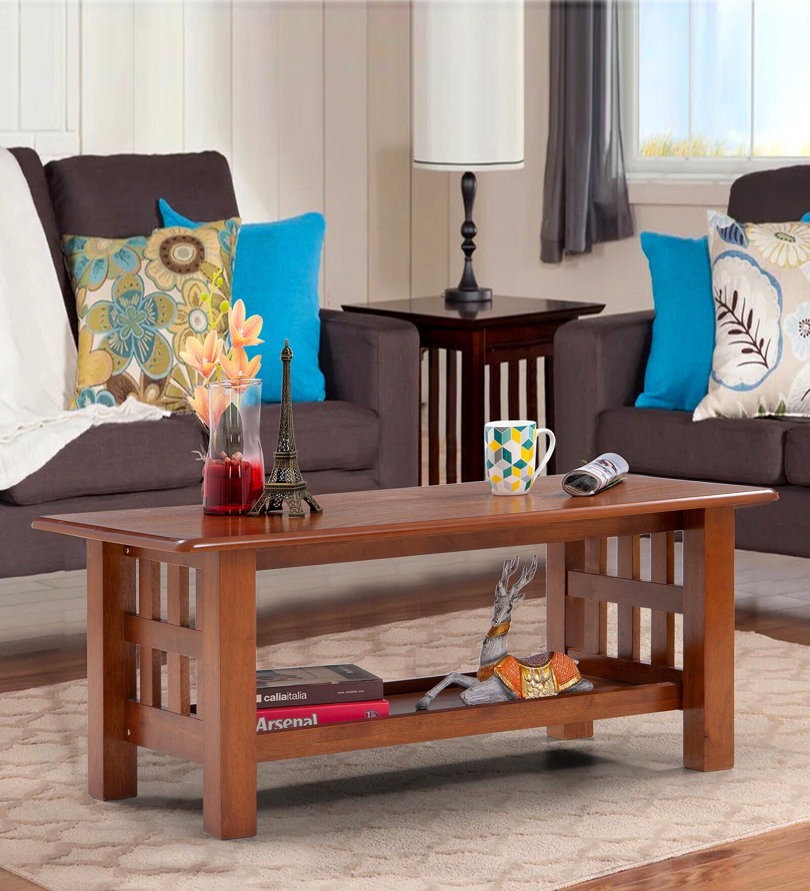 Onyx Coffee Table in Oak Finish