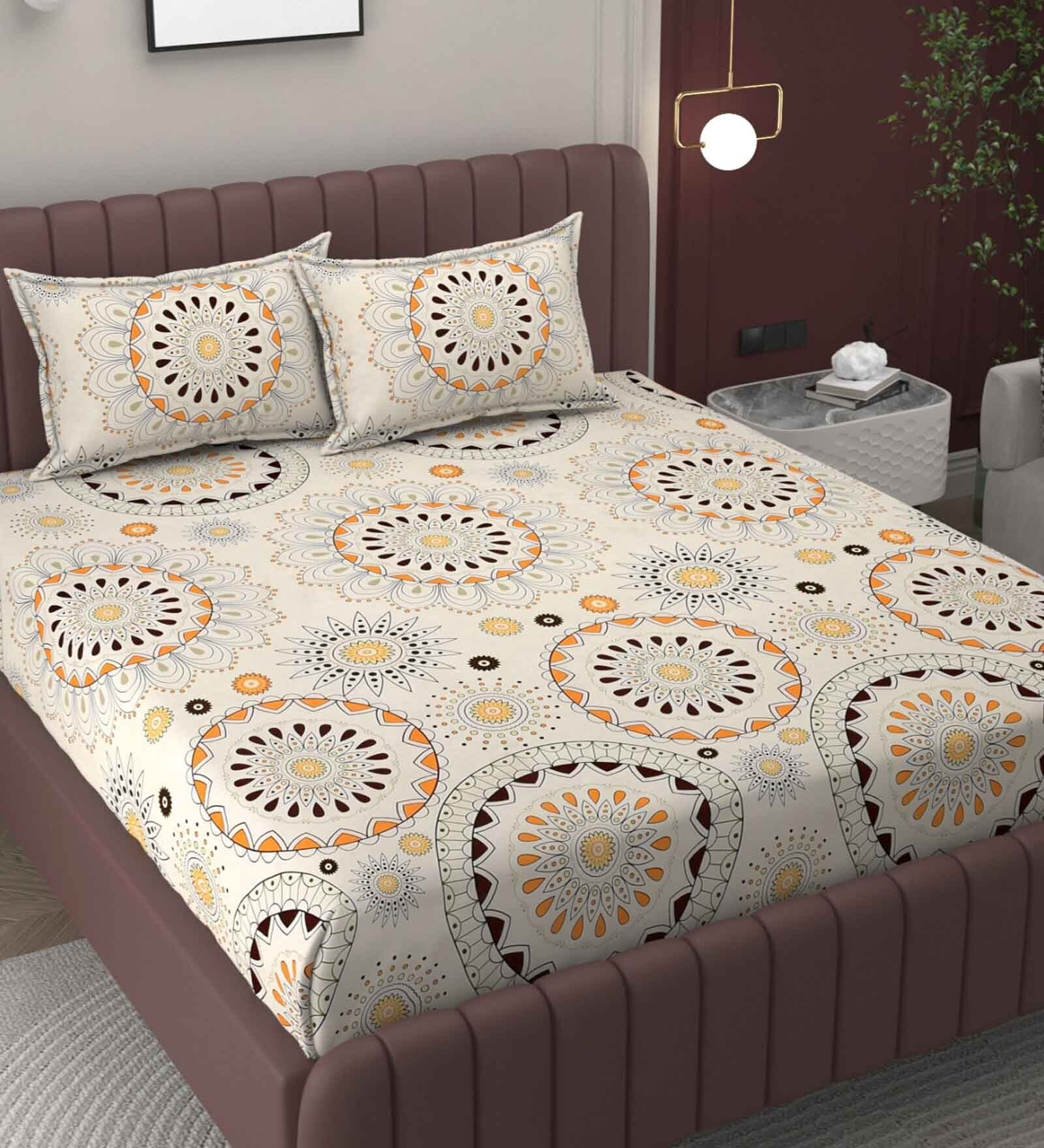 Cream Geometric 200 TC Microfiber King Sized Double Bedsheet with 2 Pillow Covers