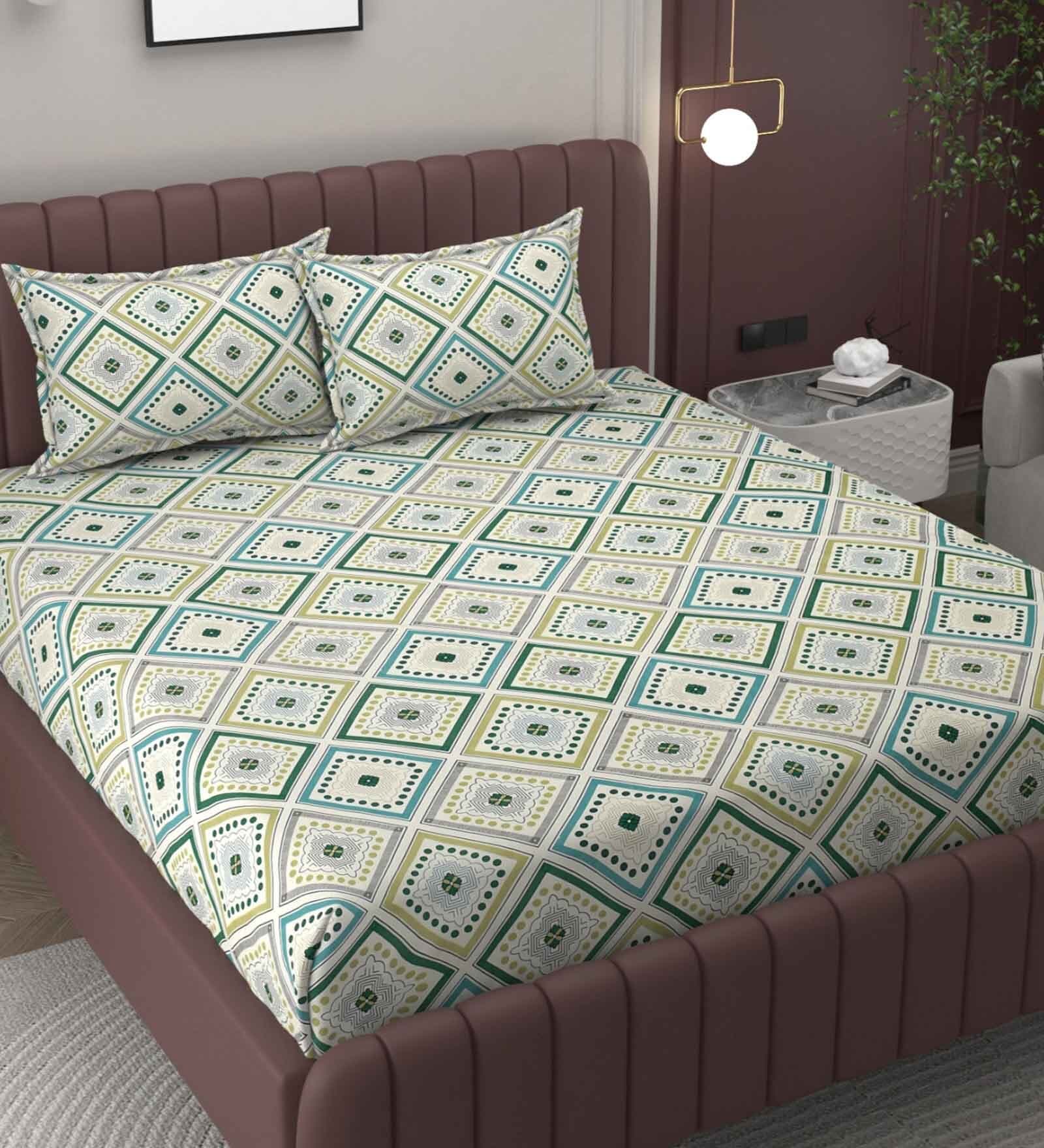 Green Geometric 200 TC Microfiber King Sized Double Bedsheet with 2 Pillow Covers