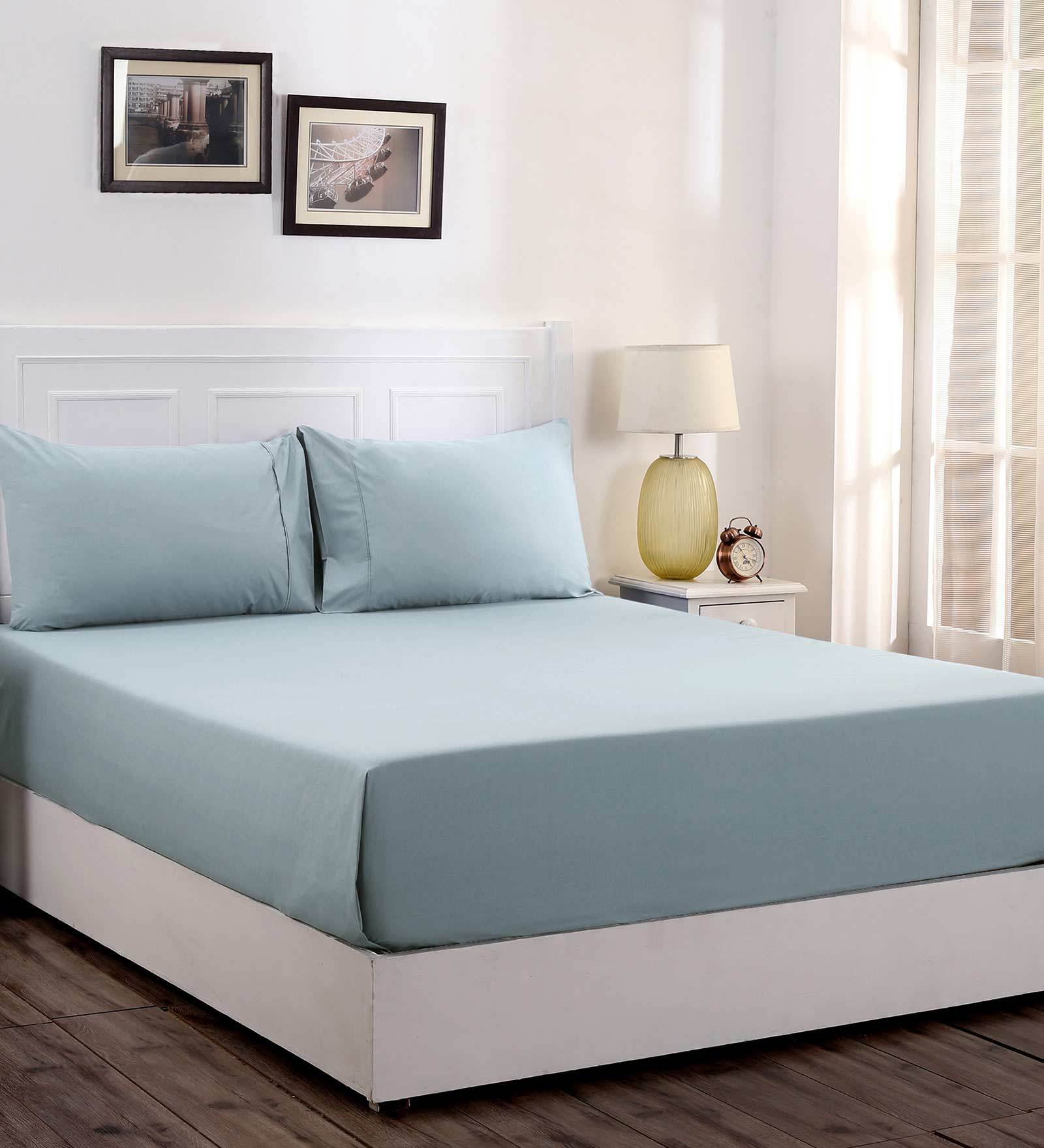 Blue Solid 200 TC Cotton 1 Double King Size Bedsheet with 2 Pillow Covers