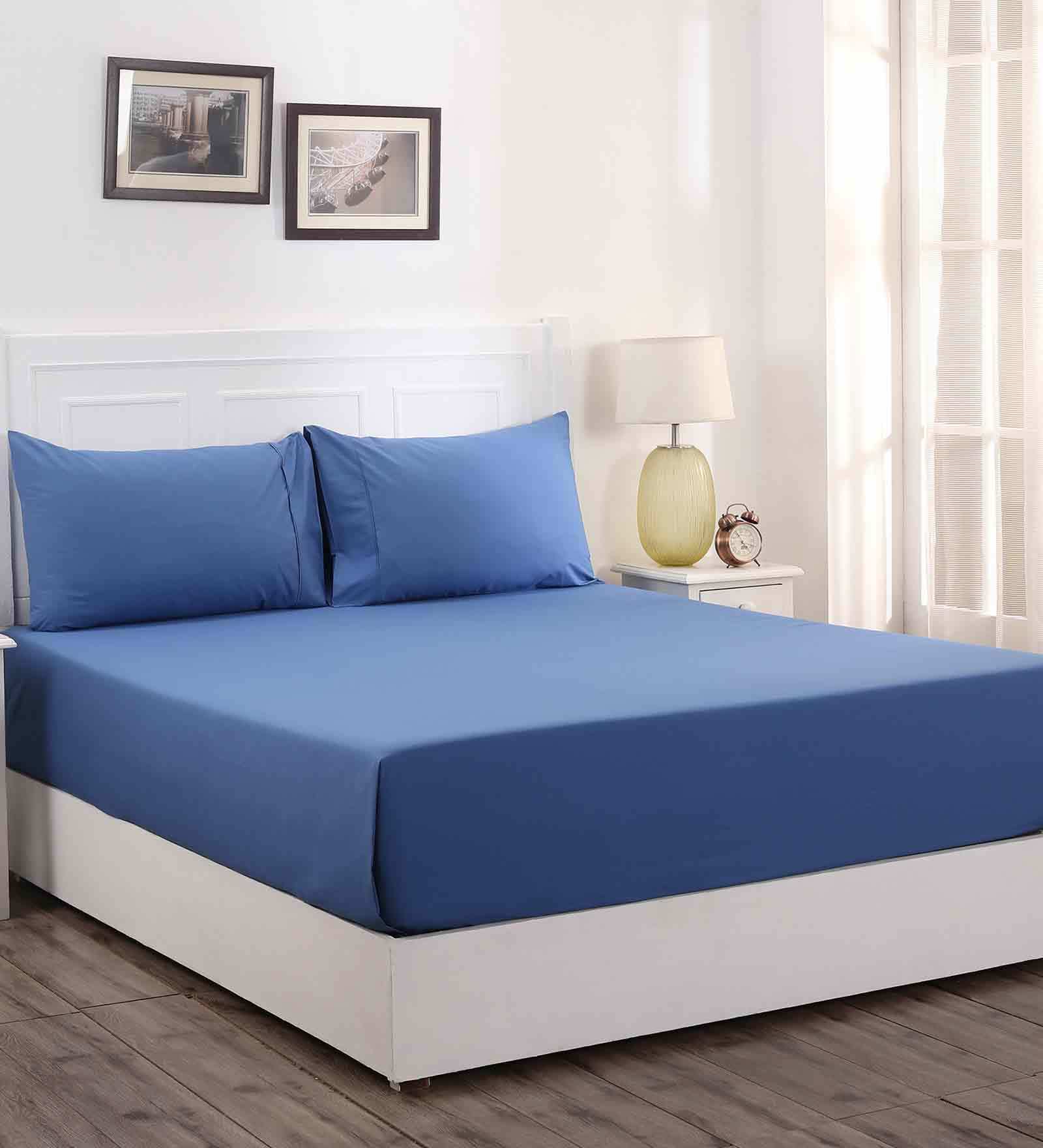 Blue Solid 200 TC Cotton 1 Double King Size Bedsheet with 2 Pillow Covers
