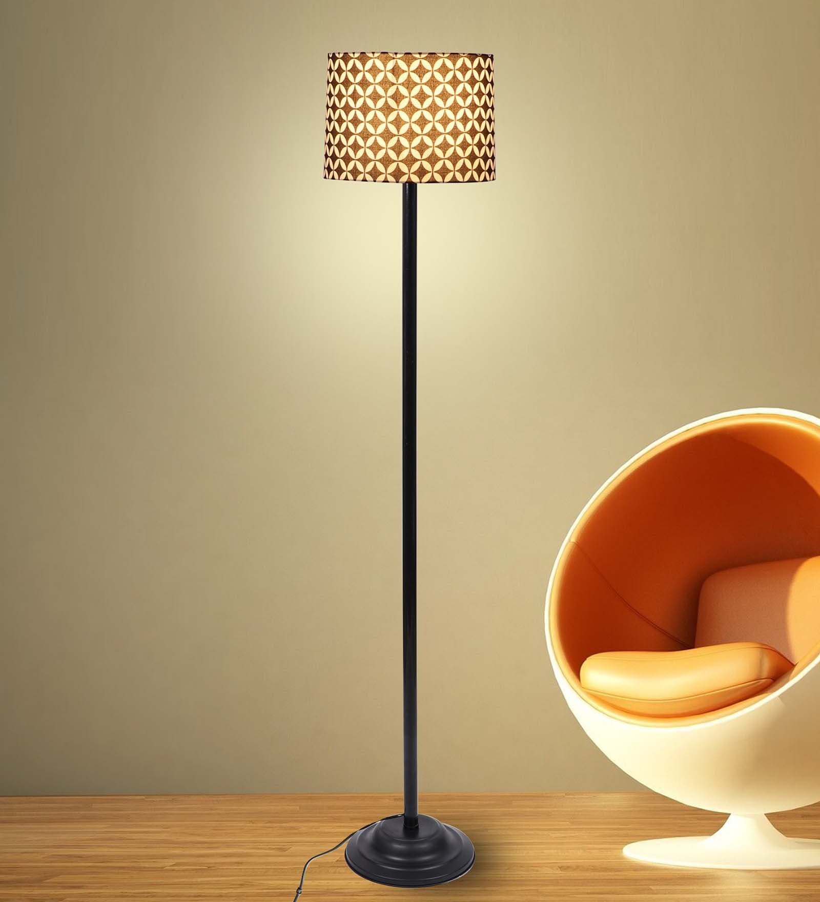 Contemporary Black thick Floor Lamp with FGeometric Print