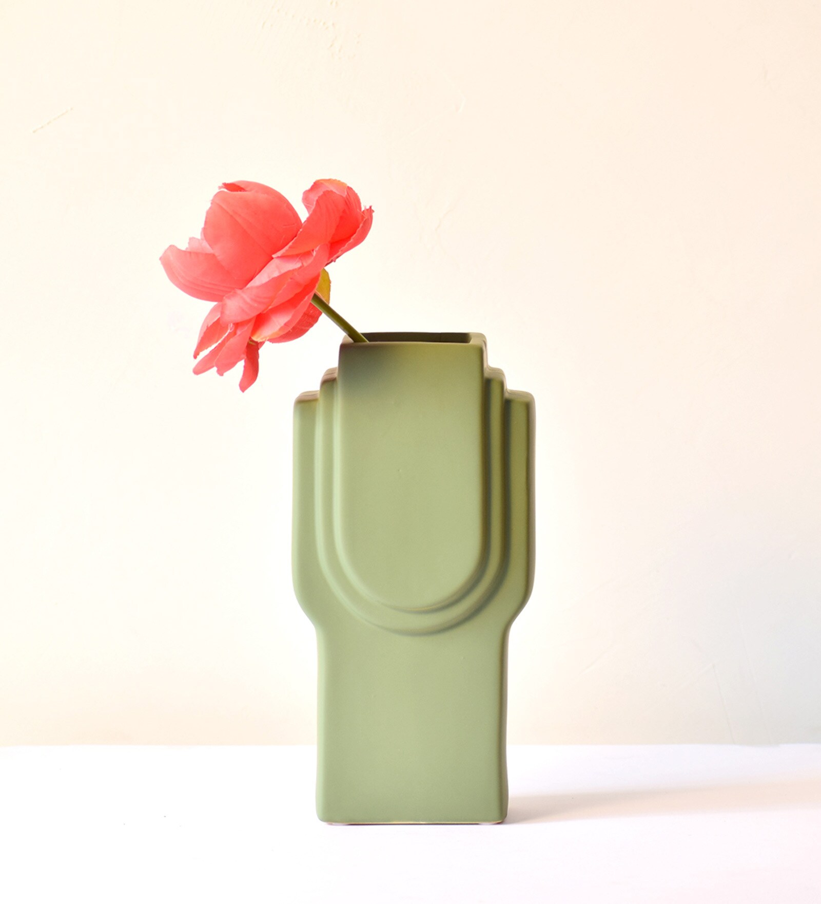 Contour Square Cumberland Ceramic Table Vase