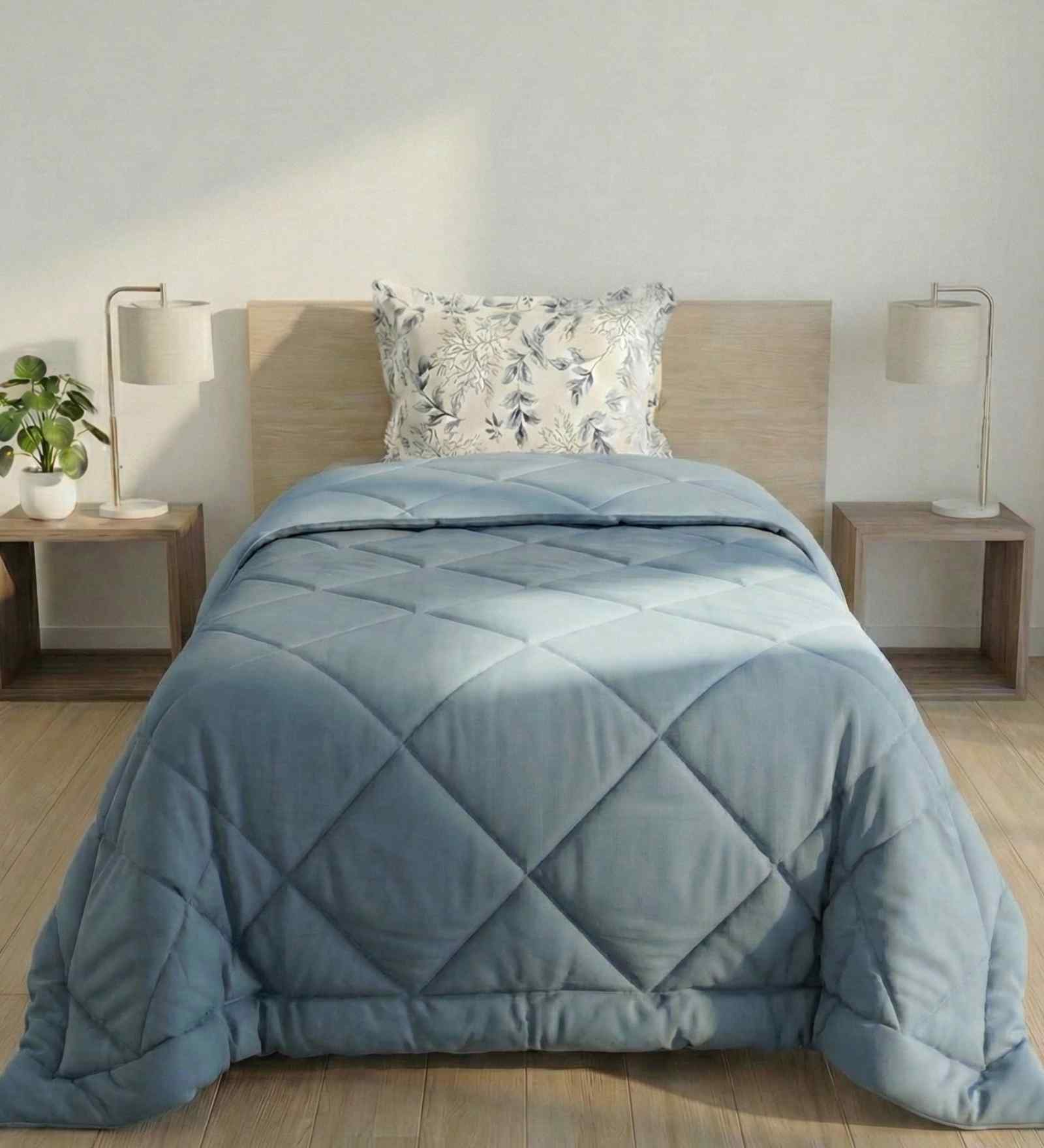 Cool Lagoon Impress Single 150 GSM Solid Comforter Cool