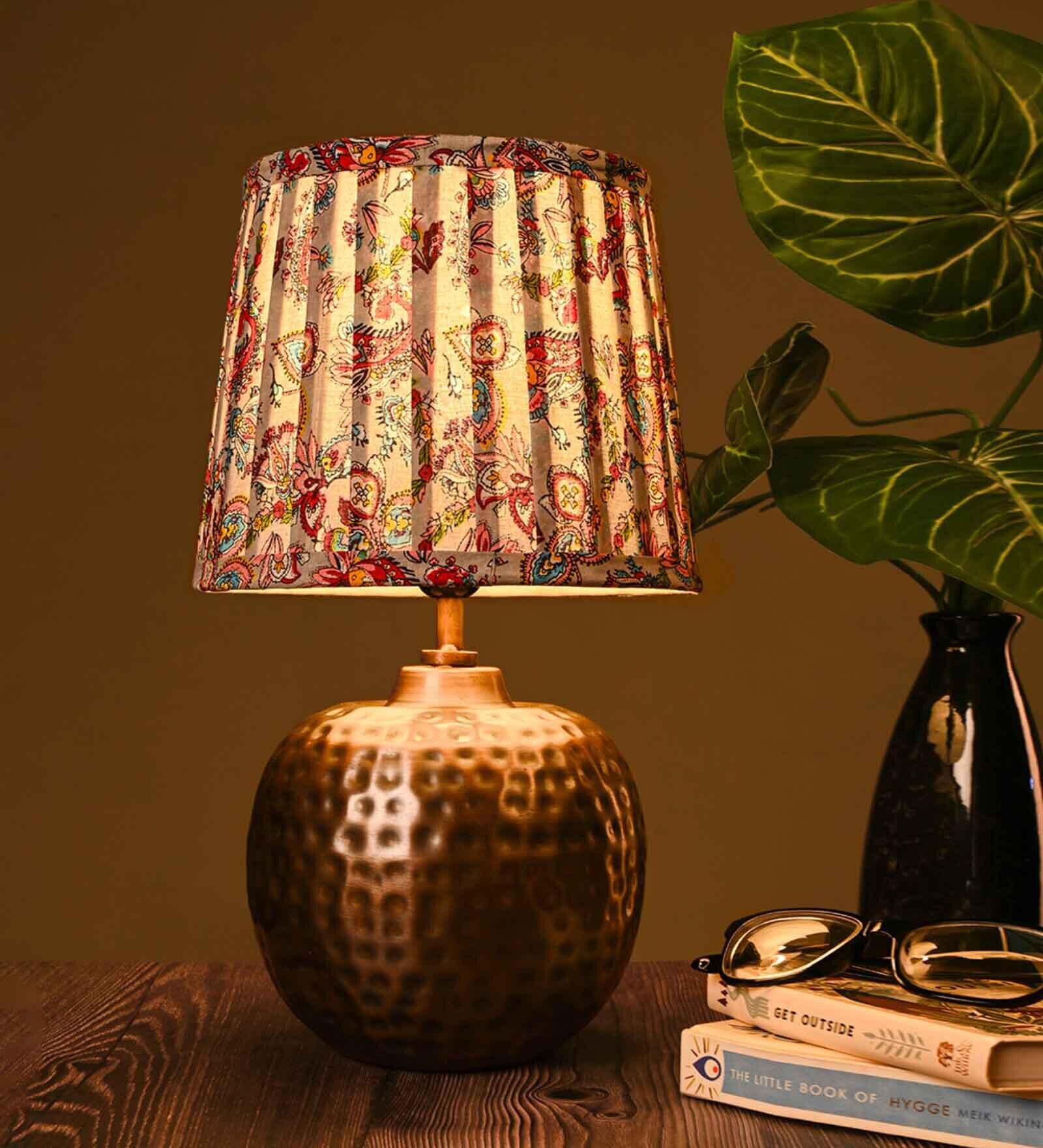 Copper Hammered Pot Lamp with Pleeted Multicolor Red Shade Copper Hammered Pot Lamp with Pleeted Multicolor Red Shade