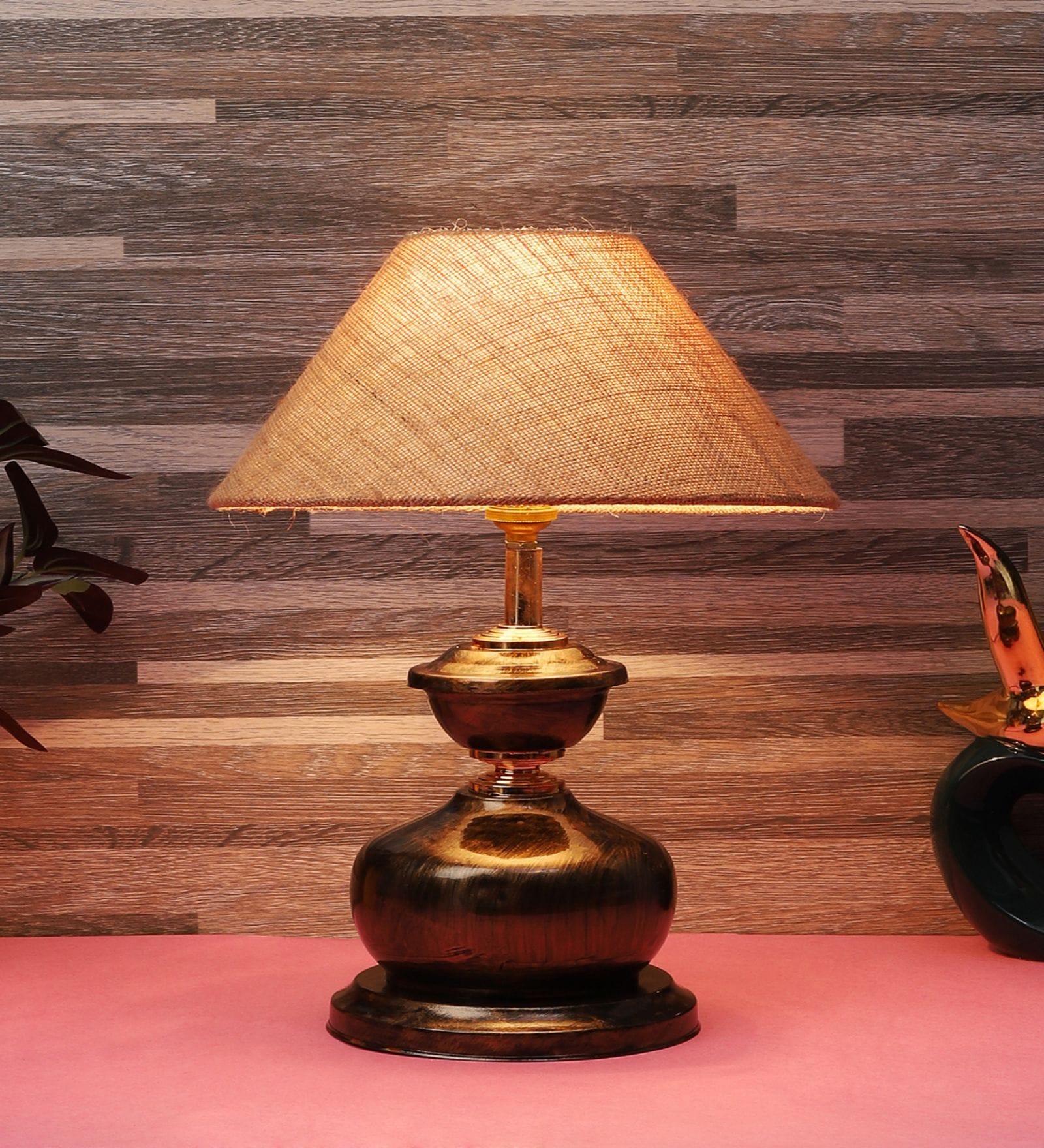 Copper Metal & Natural Fiber Brown Colour Table Lamp Copper Metal & Natural Fiber Brown Colour Table Lamp