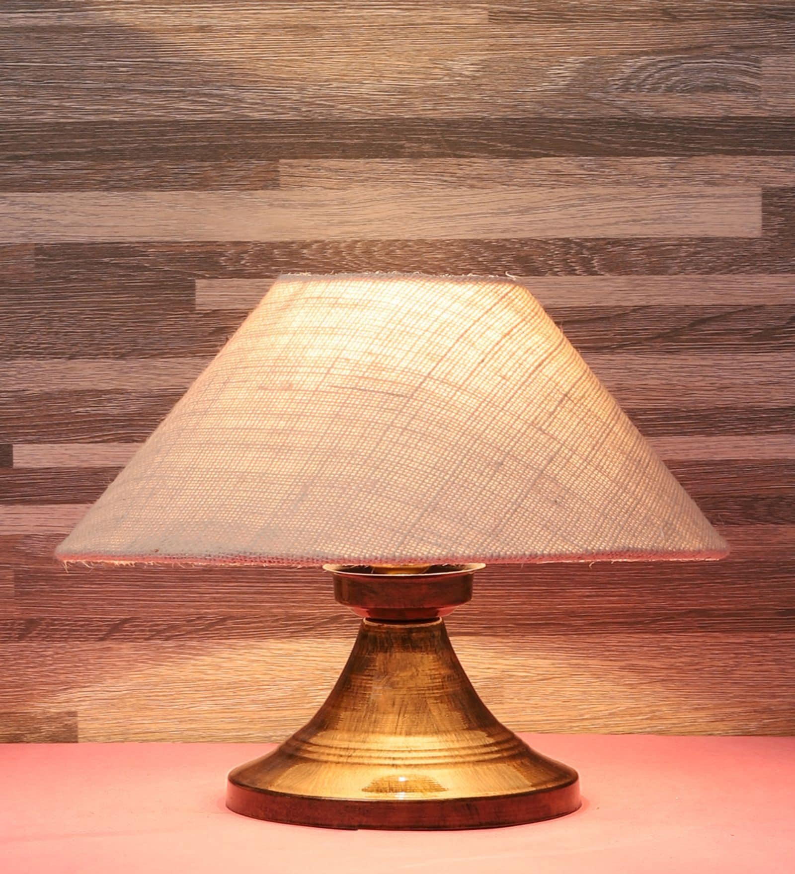 Copper Metal & Natural Fiber White Colour Table Lamp