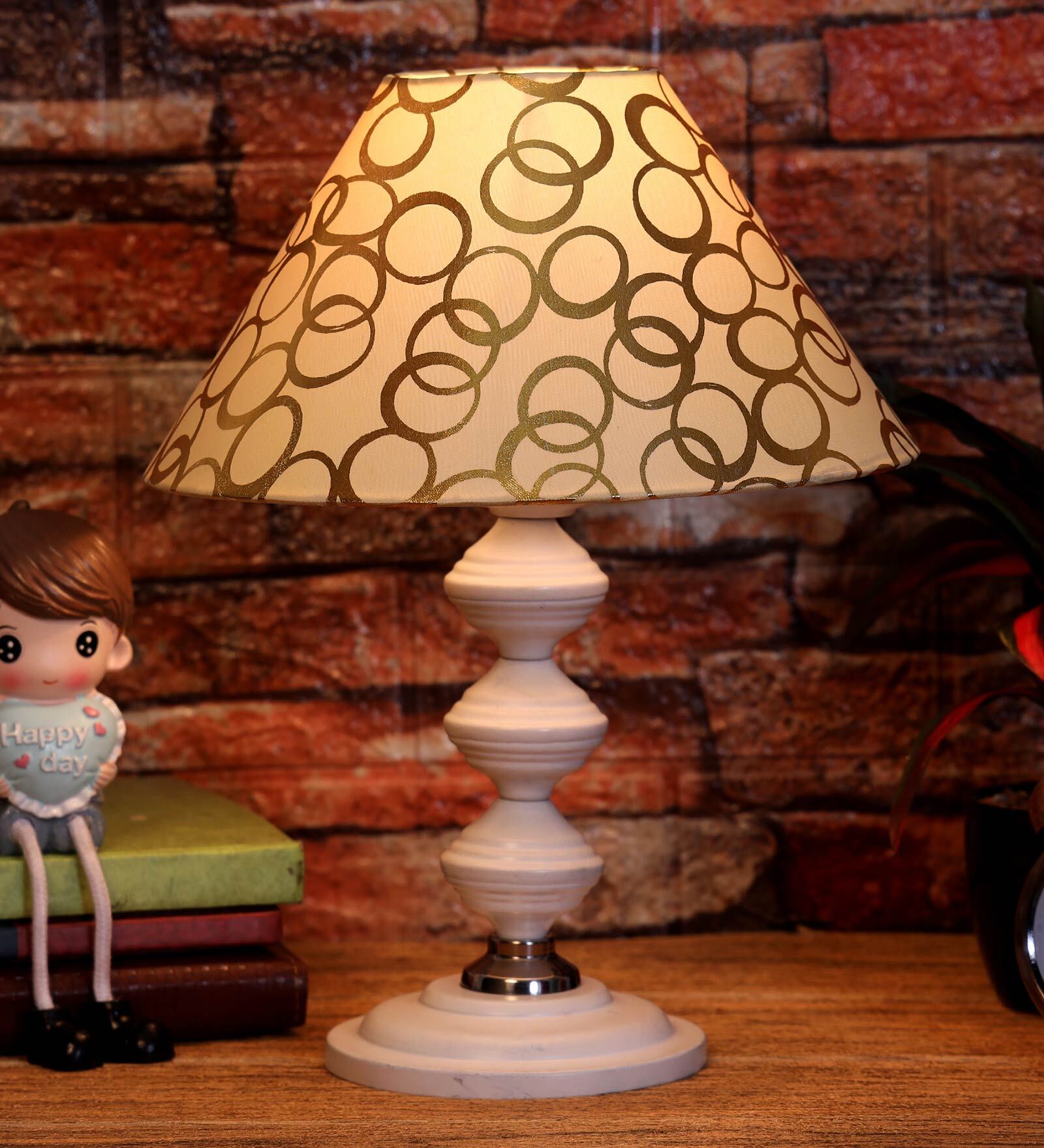 Copper Shade Table Lamp With Metal Base