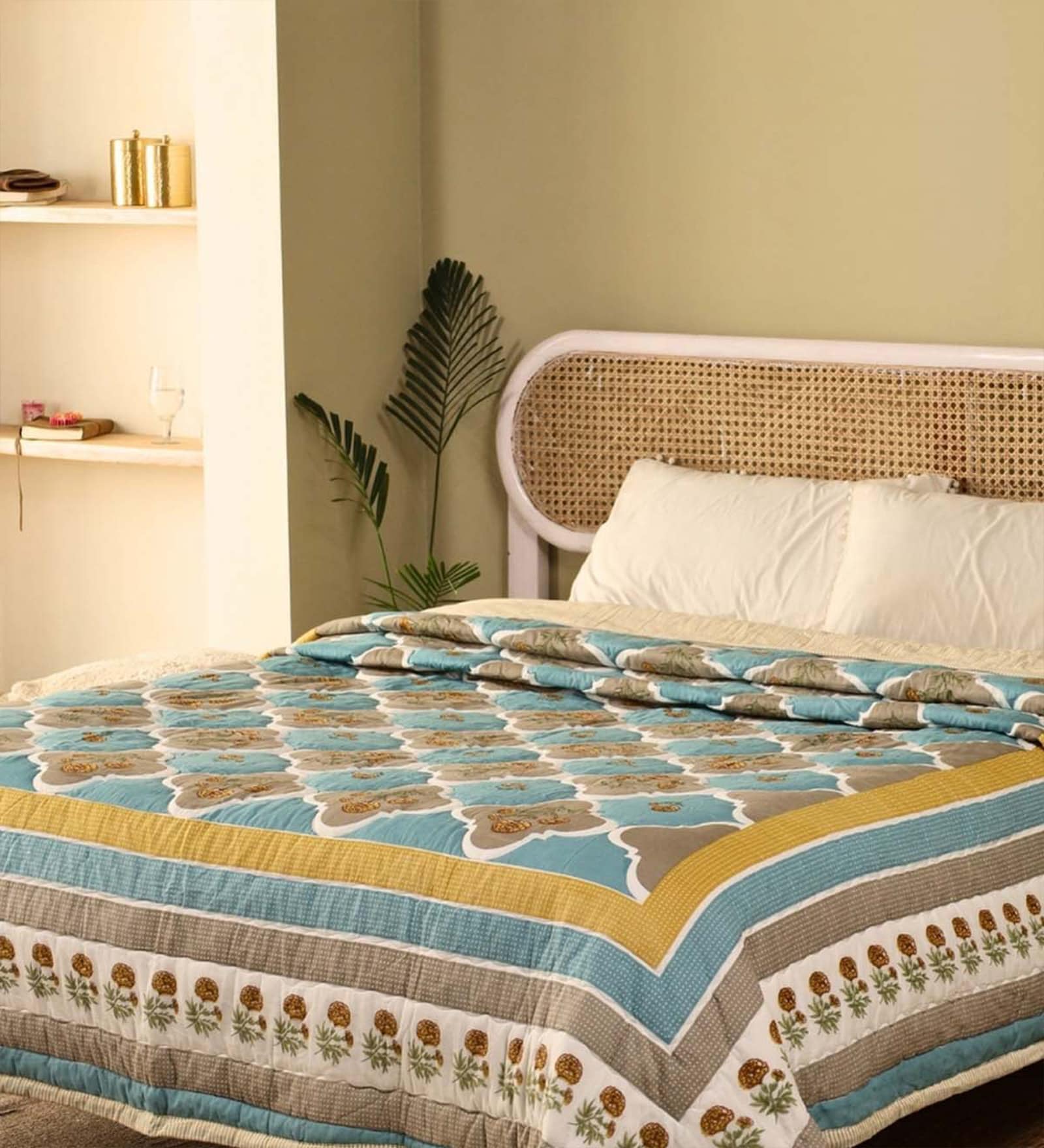 Handprinted Cotton Taupe ad Blue Abstract Single Bed Quilt Handprinted Cotton Taupe ad Blue Abstract Single Bed Quilt