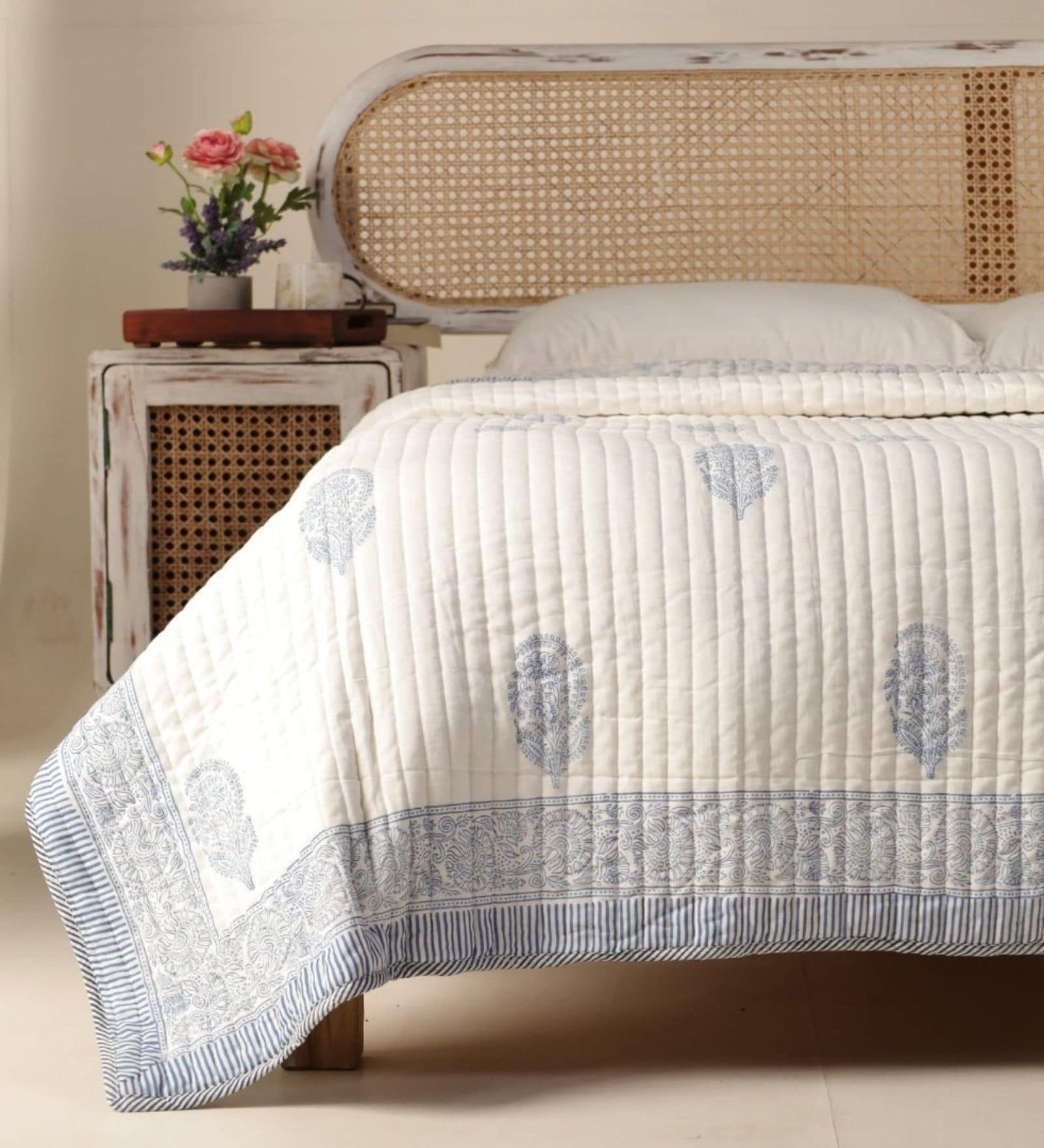 Handprinted Off White & Light Blue Cotton Floral Single Bed Quilt Handprinted Off White & Light Blue Cotton Floral Single Bed Quilt