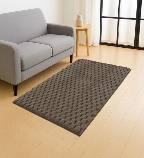 Cocoa Solid Polyester 3 X 5 Feet Turtle Fur Machine Made Carpet
