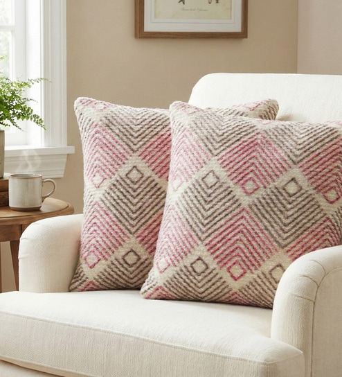 Coral Polyester Geometric 20x20 inches Cushion Covers Set of 2