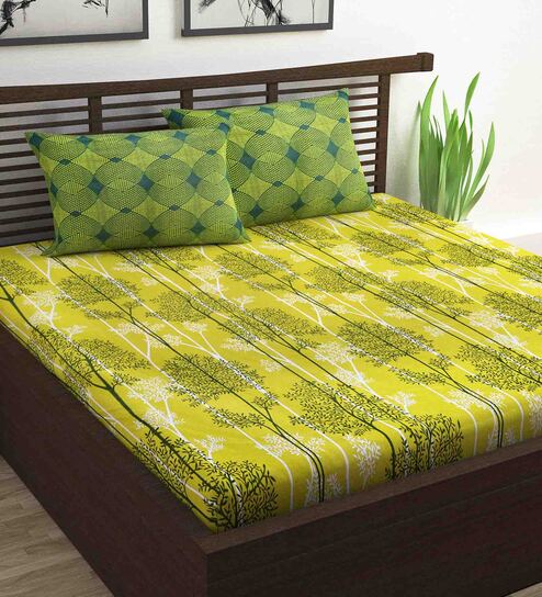 Green Floral 140 TC Cotton Blend Queen Sized Bed Sheets with 2 Pillow Covers