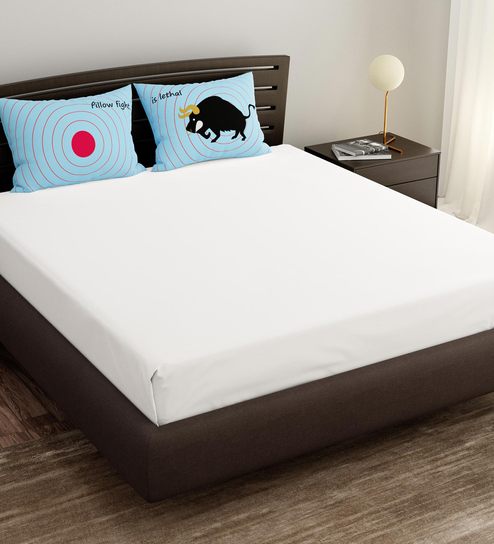 Buy Cotton 200 Tc Double Bed Sheet With 2 Pillow Covers By Stoa