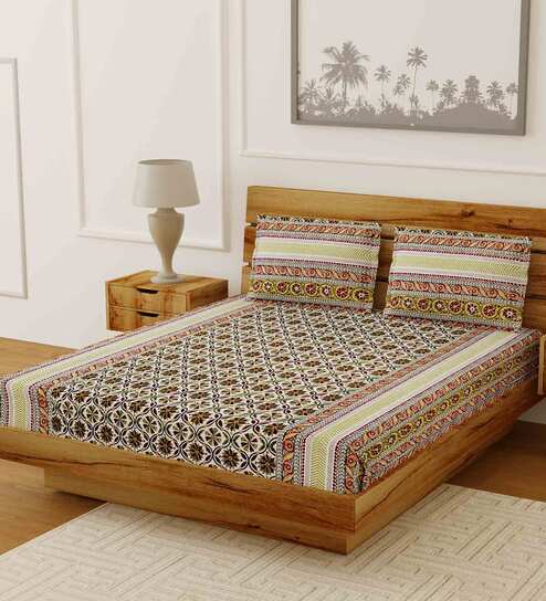 Multicolor Traditional 210 TC Cotton Blend Queen Sized Bed Sheets with 2 Pillow Covers by Living Roots