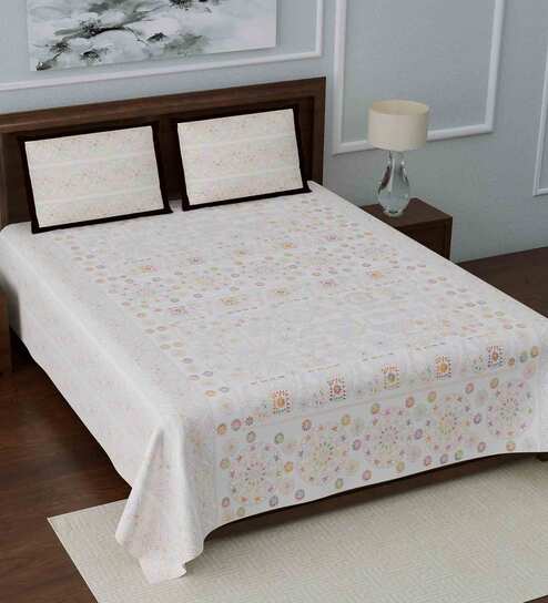 Pink Traditional 280 TC Cotton Blend Queen Sized Bed Sheets with 2 Pillow Covers