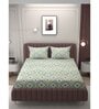 Green Geometric 250 TC Microfiber King Size Double Bedsheet Fitted Microfiber With 2 Matching Pillow Covers