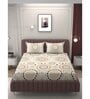 Cream Geometric 250 TC Microfiber King Size Double Bedsheet Fitted Microfiber With 2 Matching Pillow Covers