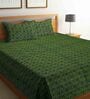 Cotton 300 TC Double Bedcover with 2 Pillow Covers in Green Color