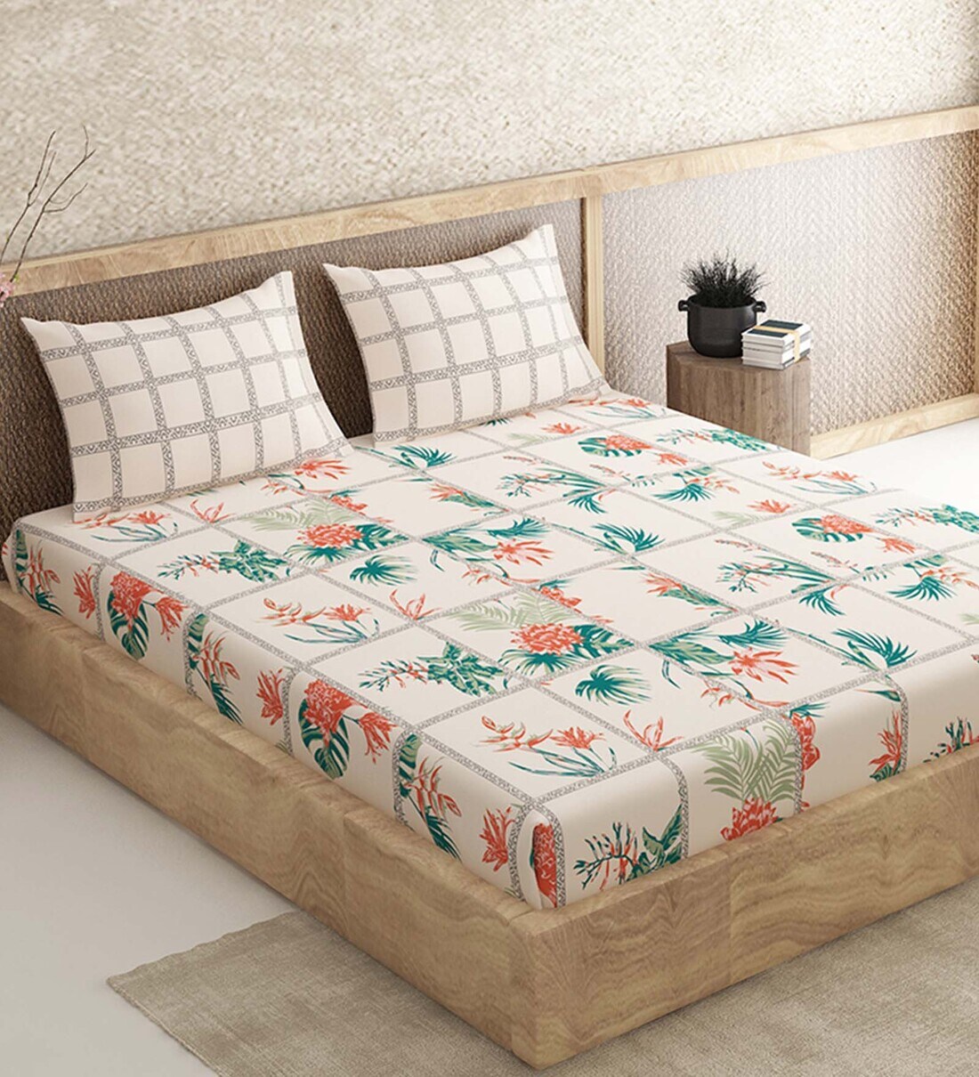 Buy Cream Checkered 144 TC 100 Cotton Double Size Bedsheet With 2