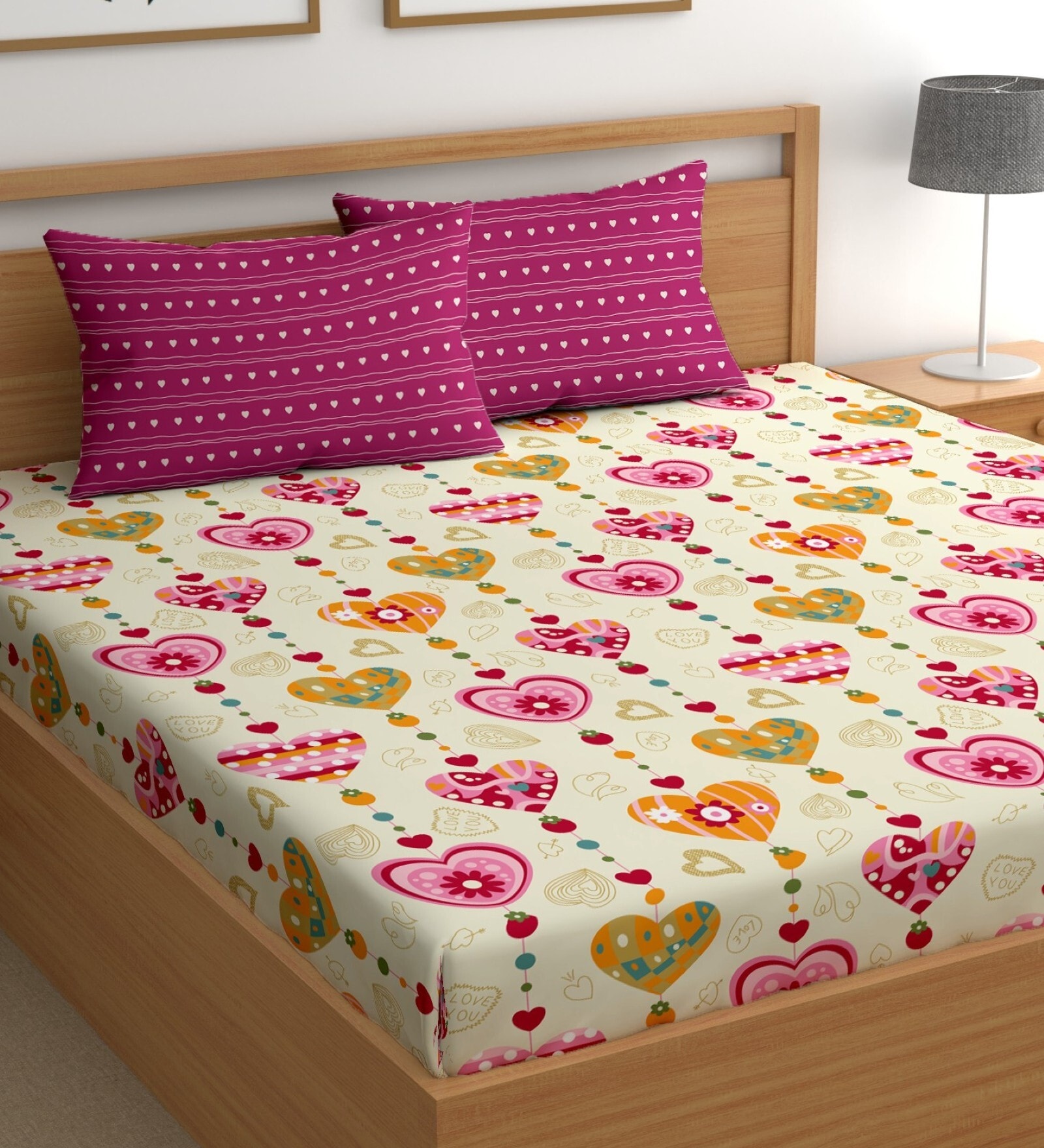 Cream 180 TC Floral Cotton Queen Double Bedsheet 2 Pillow covers
