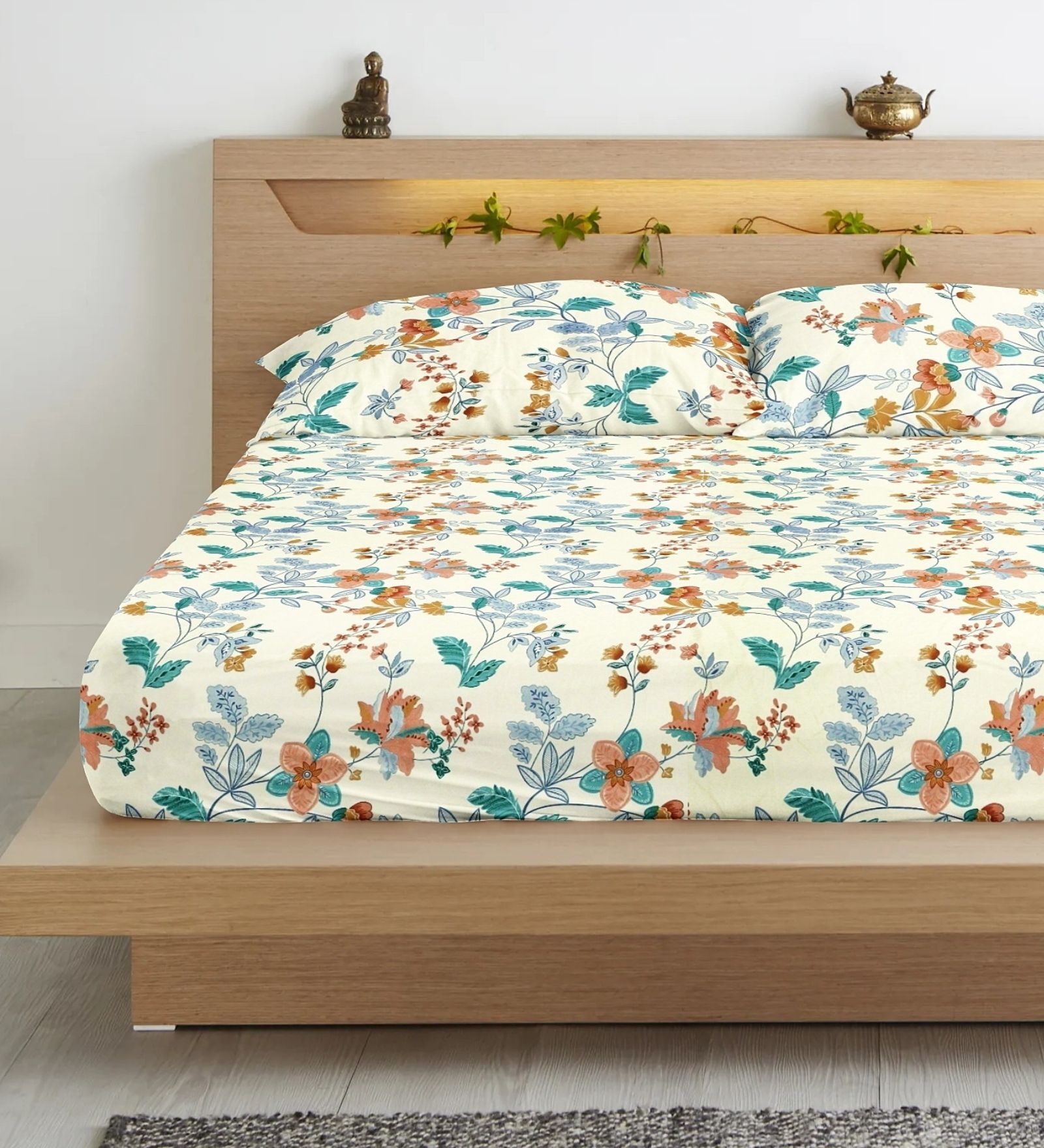 Cream Floral Printed Fitted Bedsheet for 72 x 78 Inches Mattress with 6 Inch Depth