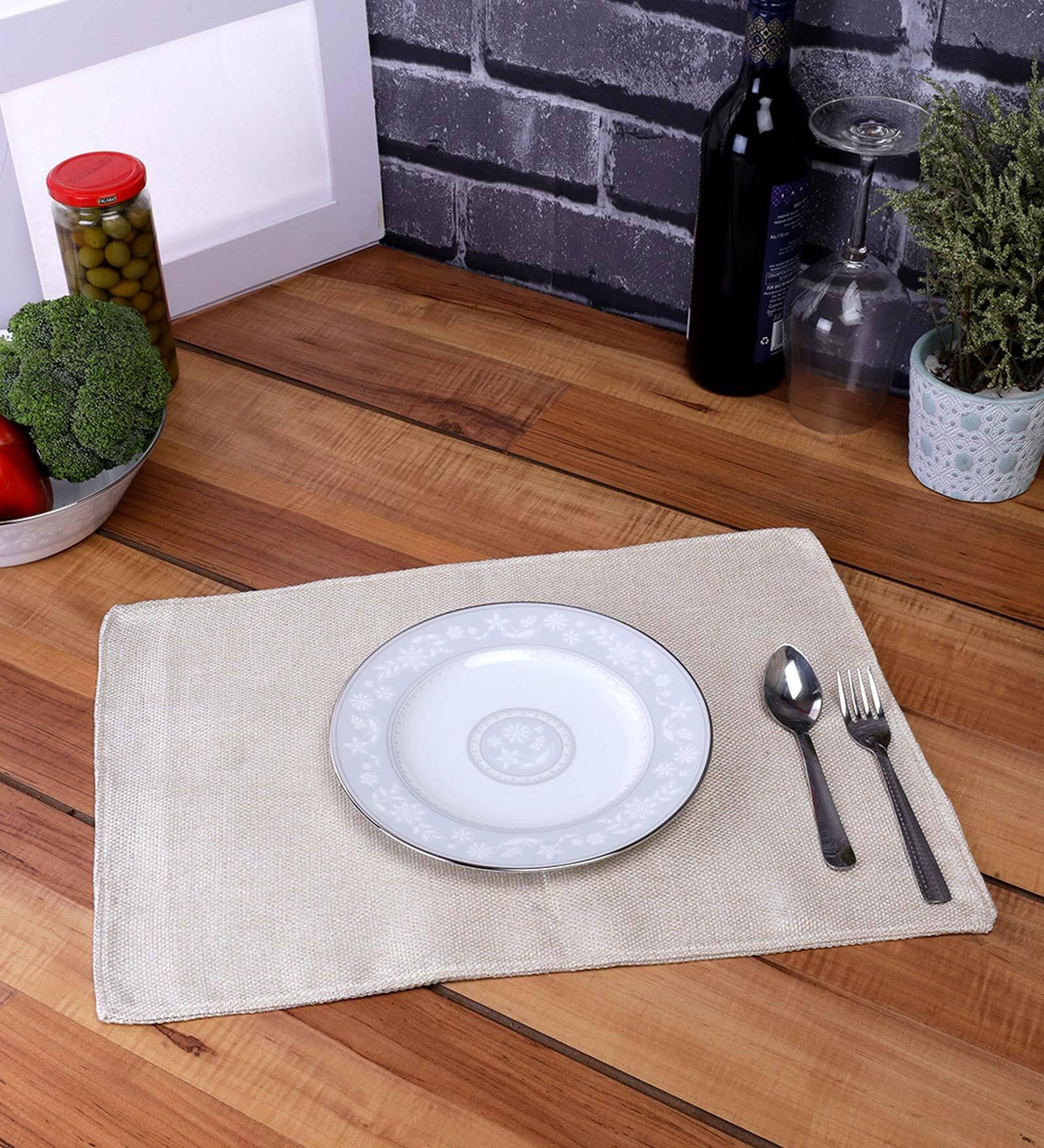 Premium (12x18) Cream Jute (Set of 6) Placemat