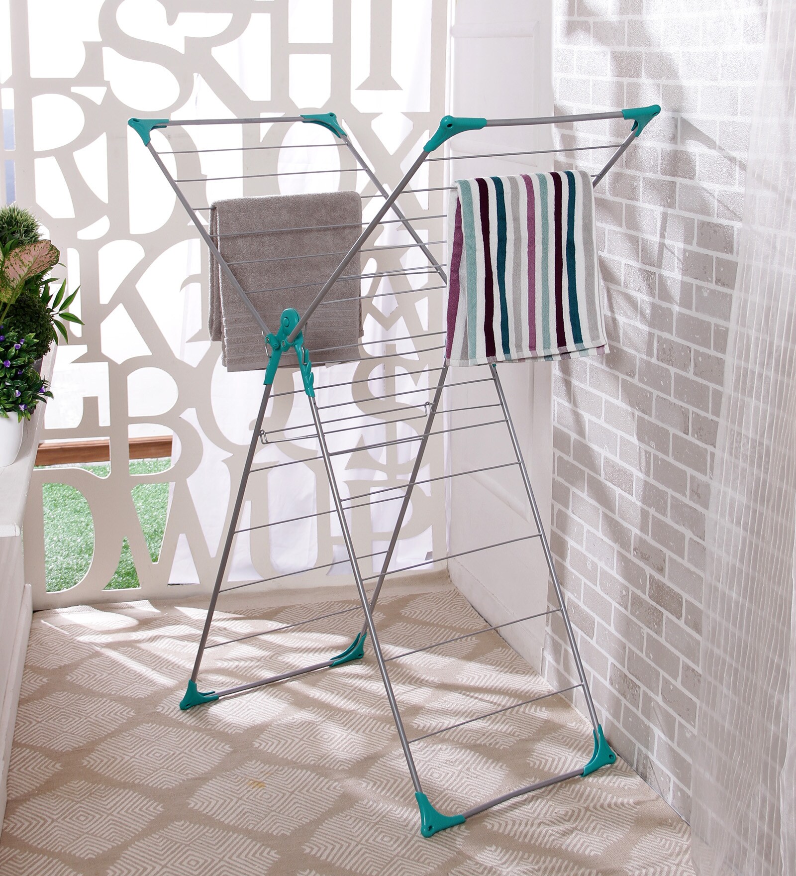 Buy Steel Floor Rested Cloth Drying Stand (Length 11 Inches) By Crust