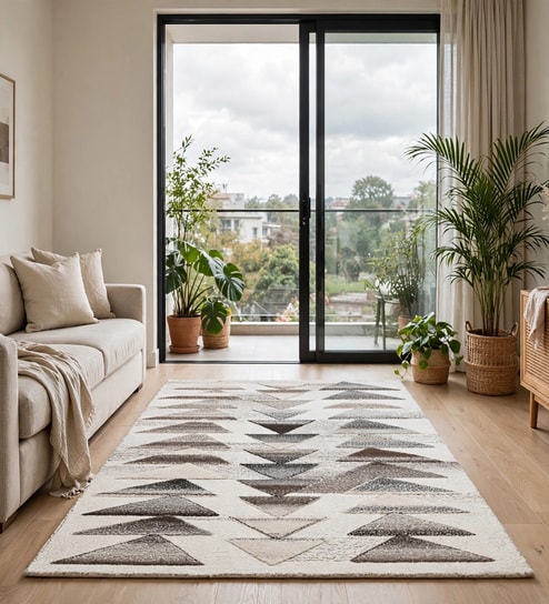 Cream Geometric Wool And Cotton 5 X 8 Ft Hand Tufted Carpet