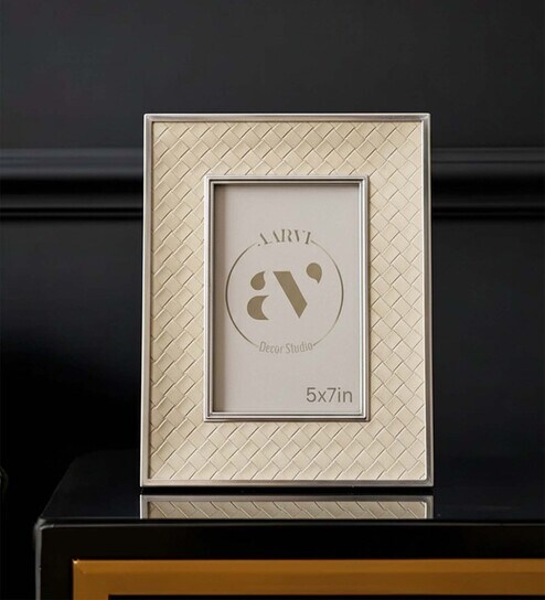 Cream Leather & Metal Weave Wall And Tabletop Photo Frame 5X7Inches