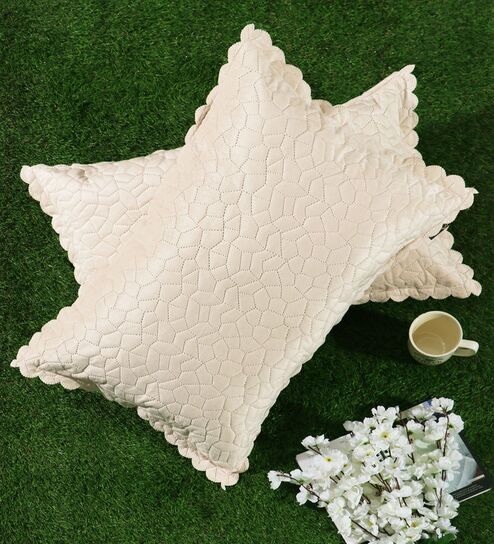 Cream Solid Velvet 27x18 Inches Pillow Covers (Set of 2)