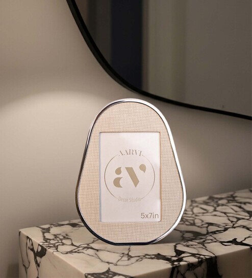Cream Urban Leather Wall And Tabletop Photo Frame 5X7Inches