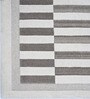 Cream Abstract Wool And Cotton 5 X 8 Ft Hand Tufted Carpet