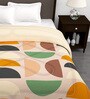 Multicolor Polyester 180 Mild Winter Double Bed Comforter