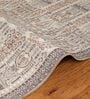 Cream Traditional Polyester 6 ft x 9 ft Machine Made Carpet
