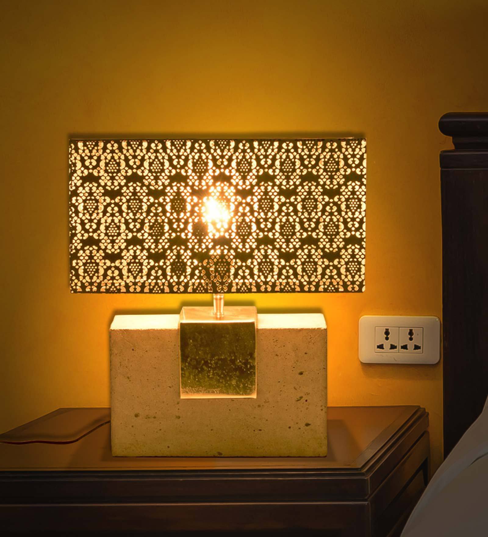 Cubelike Gold Concrete Shade Table Lamp with Gold Base