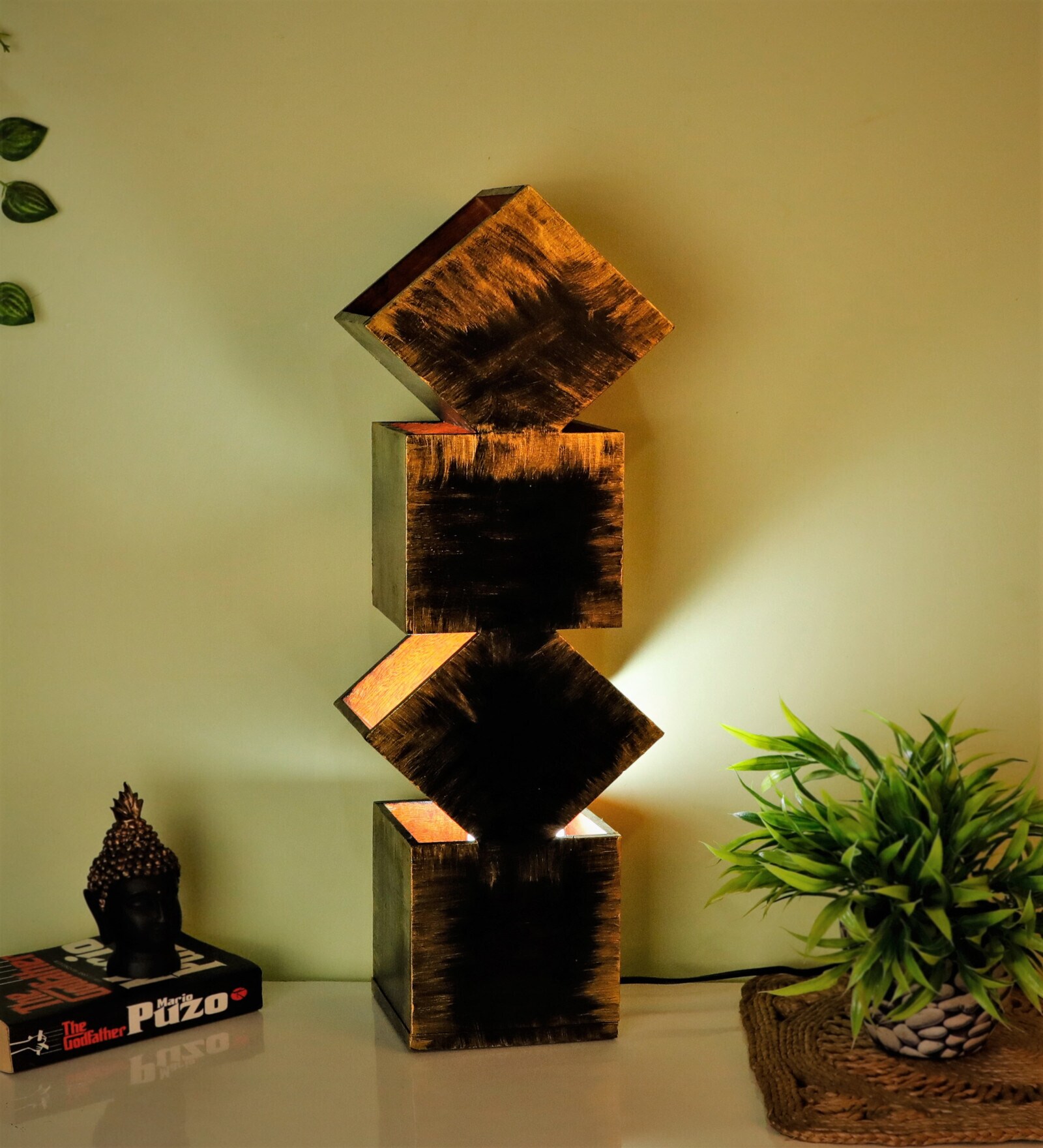 Blackgold Handpainted Wooden Tabe Lamp With Geometrical Fengshu Design Blackgold Handpainted Wooden Tabe Lamp With Geometrical Fengshu Design