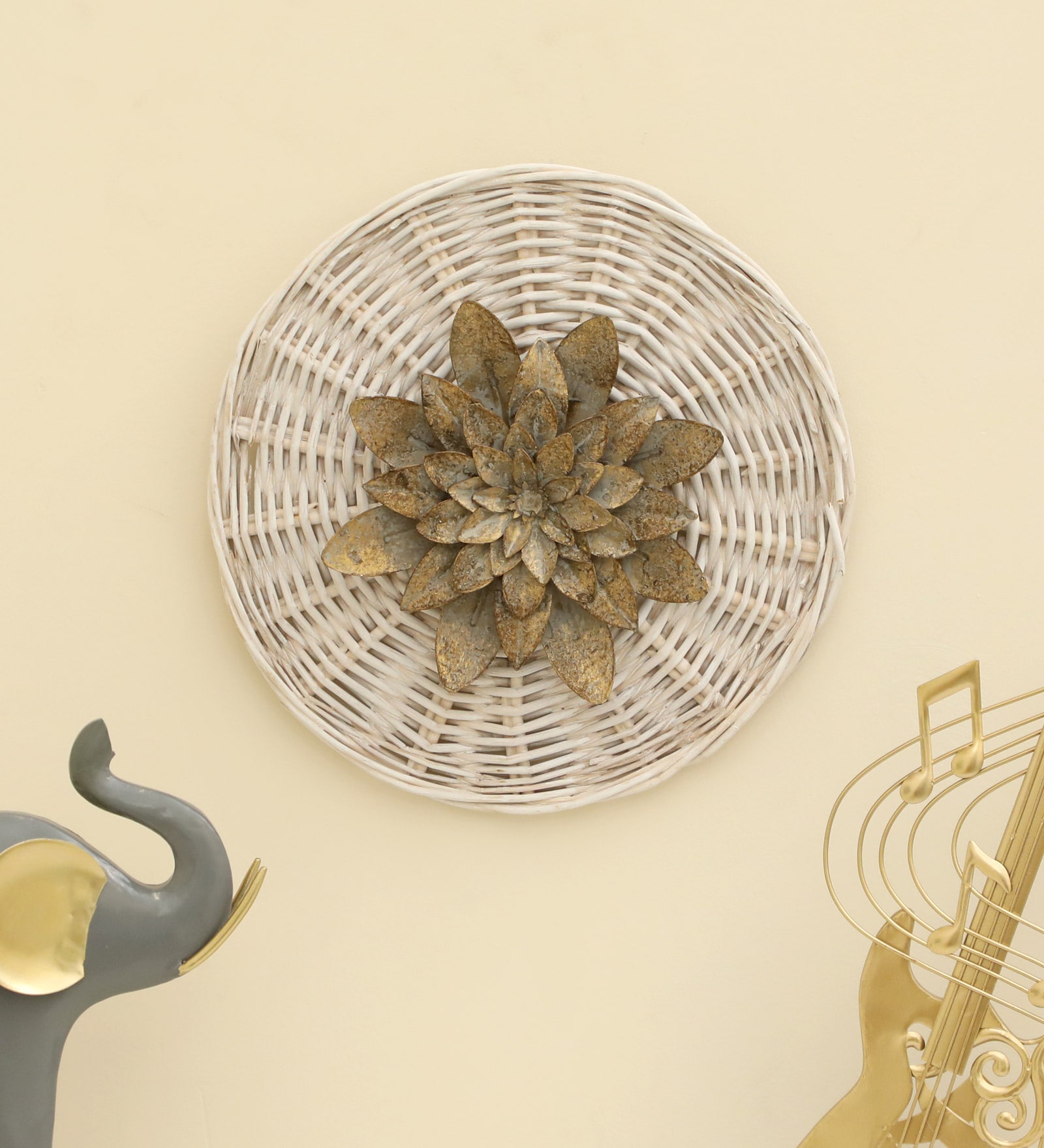 Iron Cuina Flower Multicolour Floral Wall Art