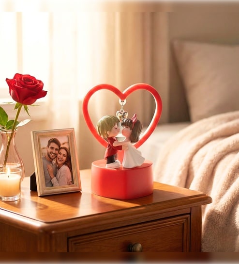 Cute Romantic Couple Showpiece with Heart Frame Valentine Gift